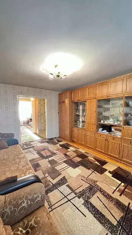 3-к кв. Башкортостан, Стерлитамак Коммунистическая ул., 25 (62.3 м) - Фото 1