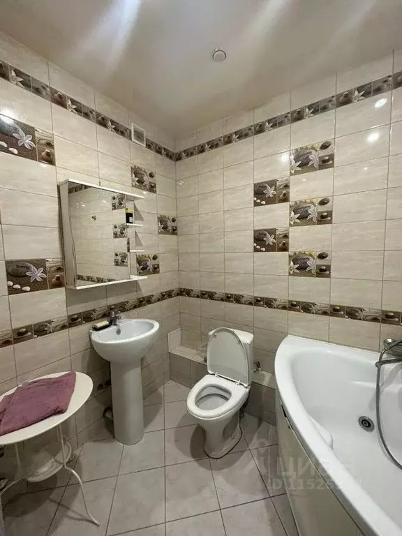 2-к кв. Татарстан, Казань ул. Сибгата Хакима, 44 (45.0 м) - Фото 0