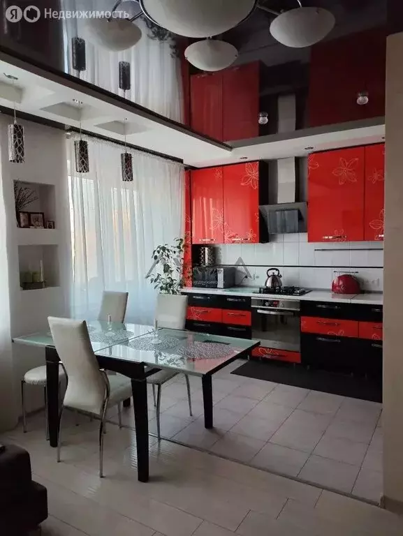 3-комнатная квартира: Набережные Челны, проспект Чулман, 22 (65.9 м) - Фото 1