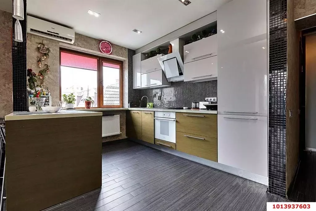 4-к кв. Краснодарский край, Краснодар ул. Суздальская (125.0 м) - Фото 2