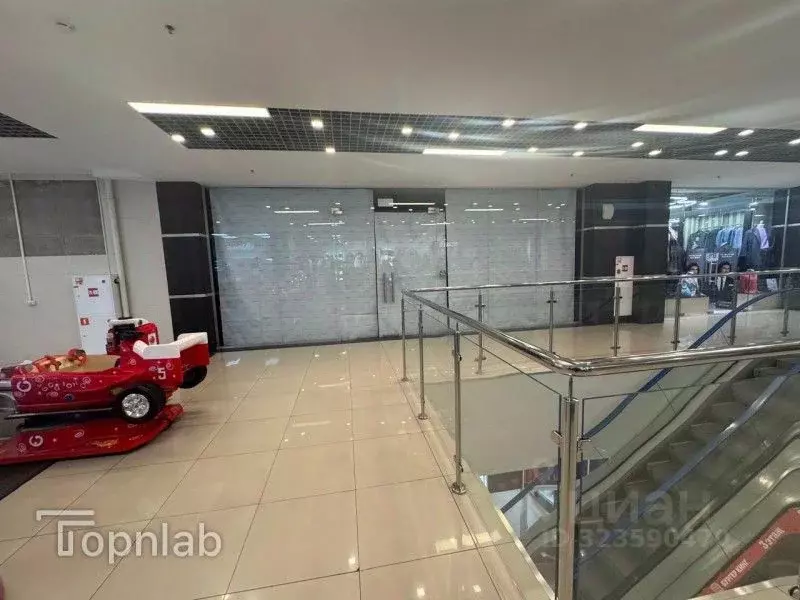 Торговая площадь в Санкт-Петербург просп. Малый Васильевского острова, ... - Фото 2