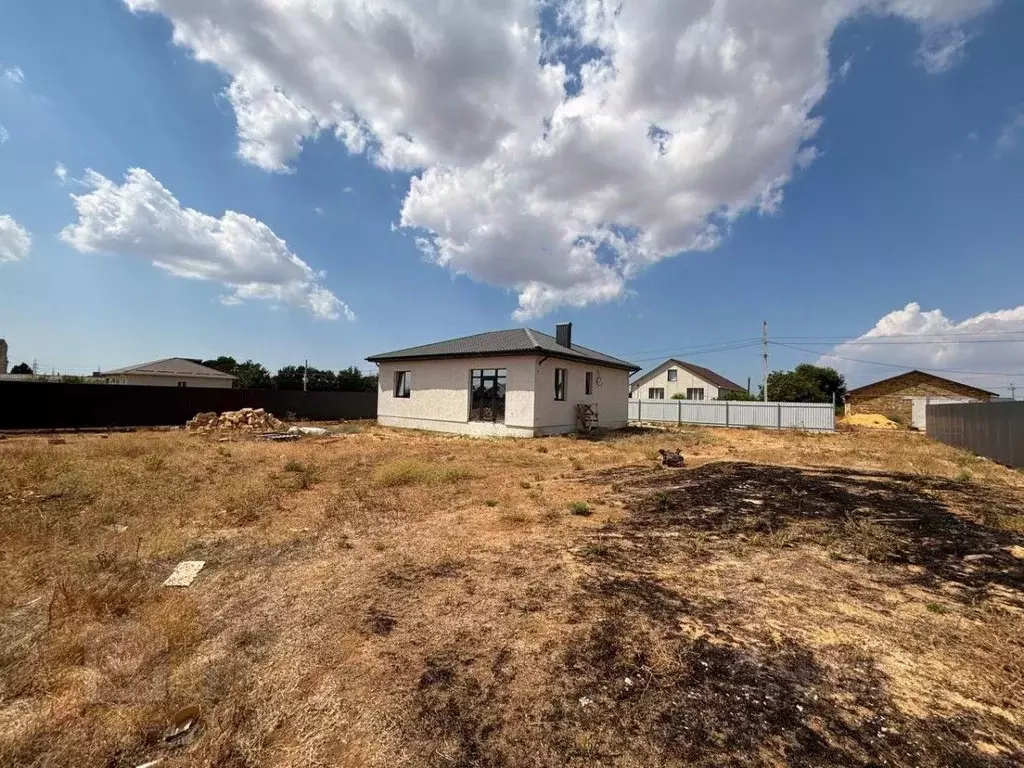 Дом в Крым, Сакский район, с. Лесновка ул. Школьная, 2 (110 м) - Фото 2