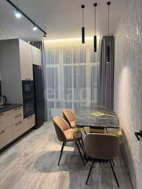 3-к кв. Татарстан, Казань ул. Алексея Козина, 9 (110.0 м) - Фото 0