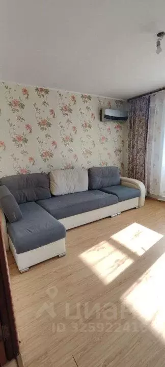 2-к кв. Красноярский край, Красноярск Взлетка мкр, ул. Батурина, 15 ... - Фото 1