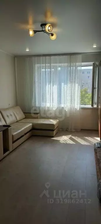 3-к кв. Белгородская область, Старый Оскол Жукова мкр, 21 (65.0 м) - Фото 0
