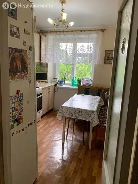 3-комнатная квартира: Глазов, улица Пряженникова, 33 (60.6 м) - Фото 1