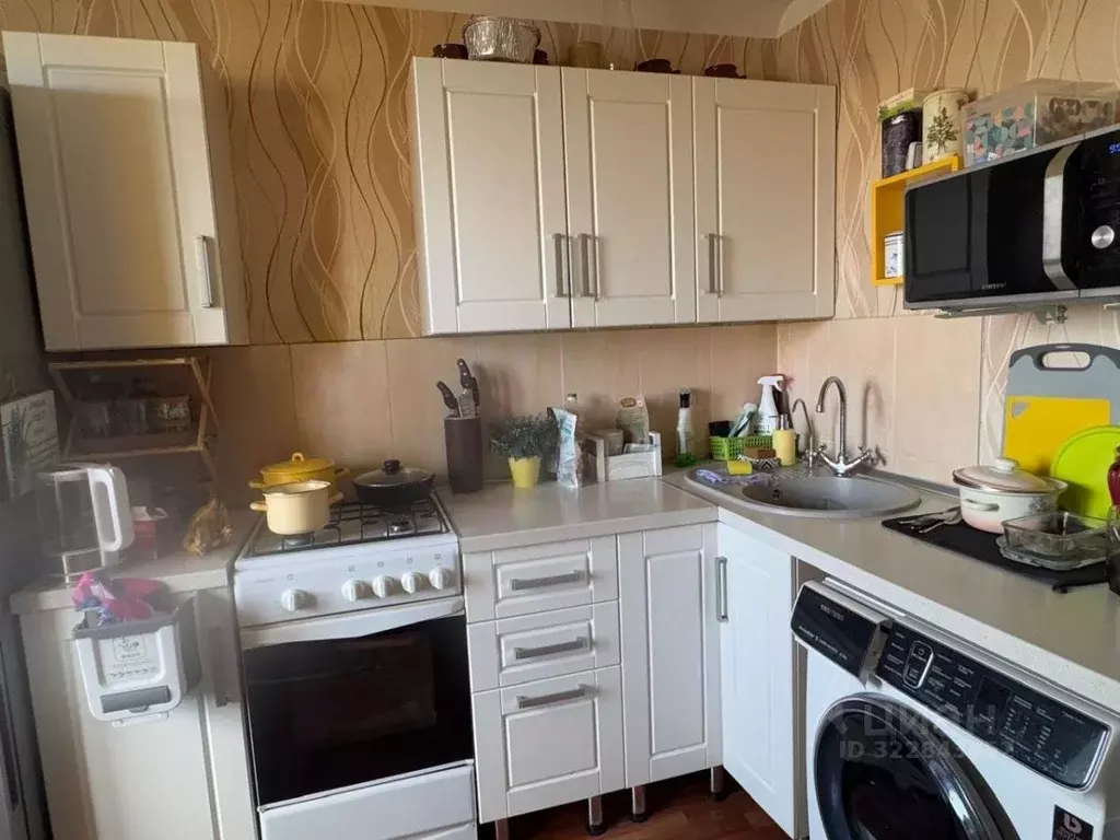 2-к кв. Волгоградская область, Волжский ул. Имени генерала Карбышева, ... - Фото 2