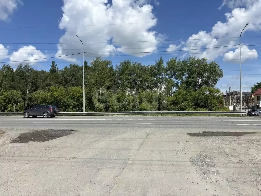Склад в Тюменская область, Тюмень ул. 50 лет Октября, 212 (120 м) - Фото 1
