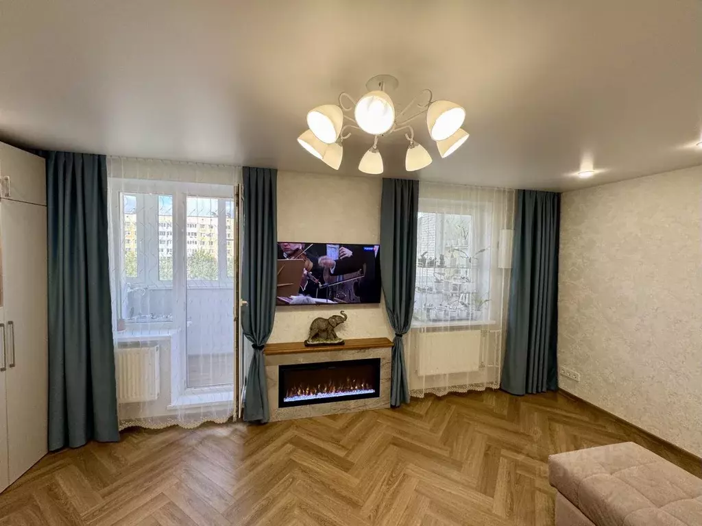 3-к кв. Санкт-Петербург просп. Луначарского, 9 (69.8 м) - Фото 1