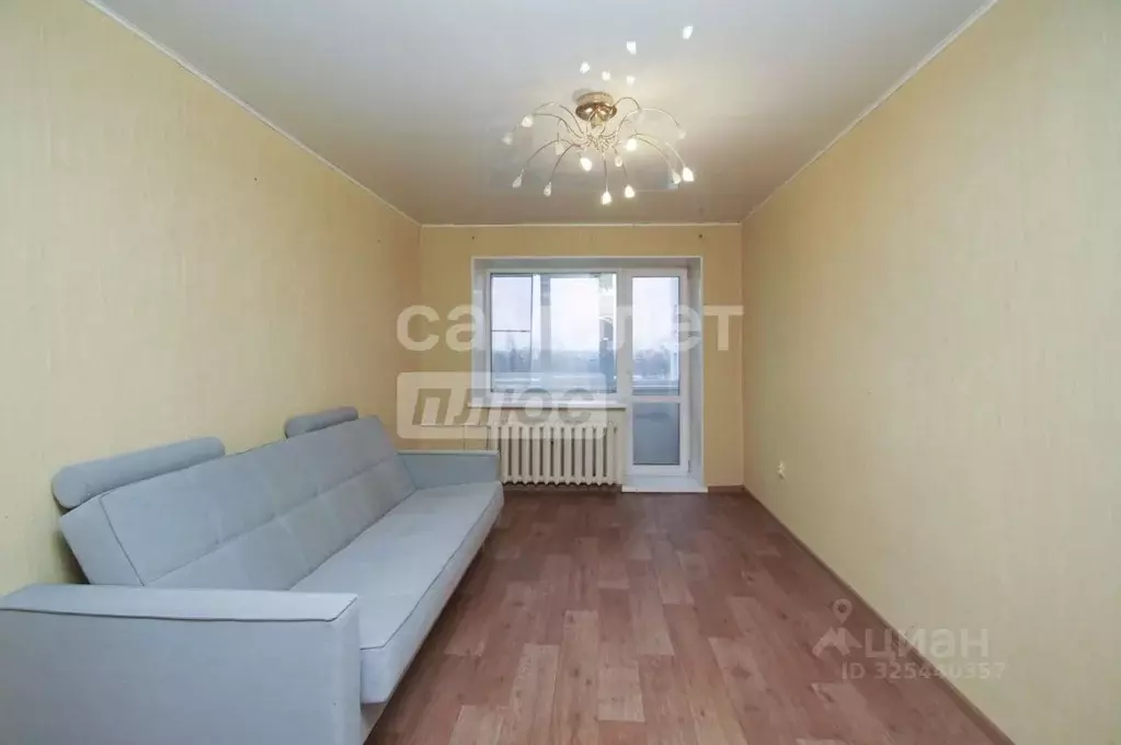 2-к кв. Омская область, Омск ул. Степана Разина, 3 (40.0 м) - Фото 1