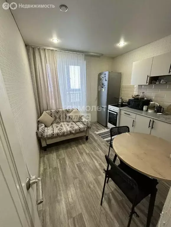 1-комнатная квартира: Новочебоксарск, Речной бульвар, 4к3 (36 м) - Фото 1