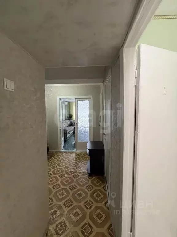 2-к кв. Крым, Белогорск ул. Гагарина, 2 (50.0 м) - Фото 1