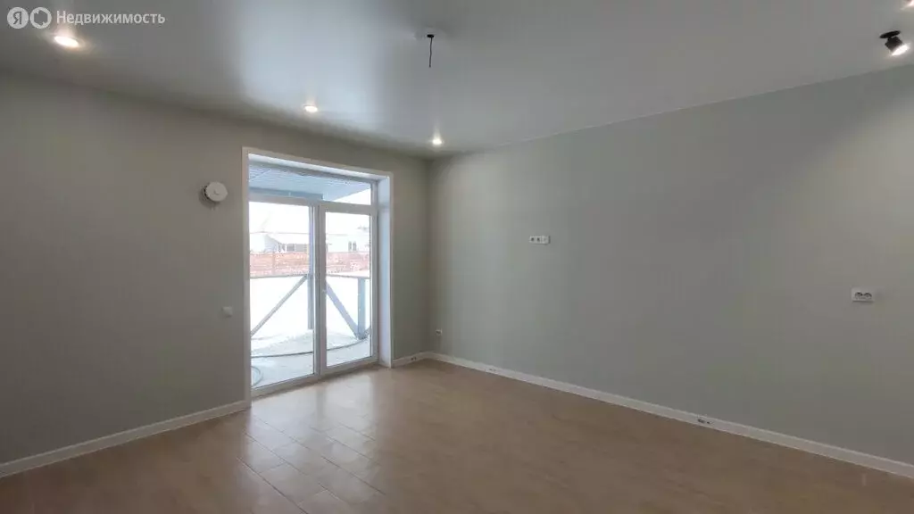 Дом в Свердловская область, Белоярский муниципальный округ, деревня ... - Фото 1