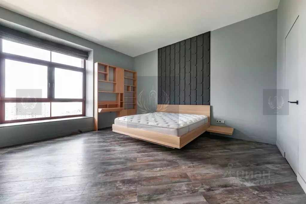 3-к кв. Санкт-Петербург Наличная ул., 26к4 (126.2 м) - Фото 1