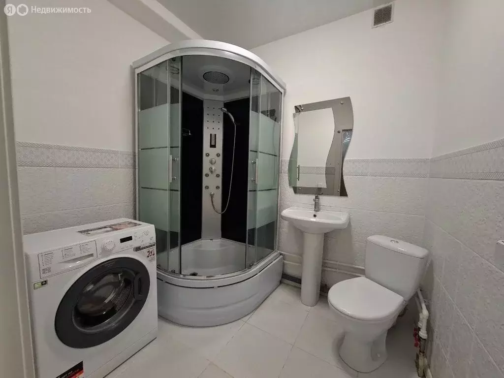 2-комнатная квартира: Волгоград, район Семь Ветров, бульвар 30-летия ... - Фото 1