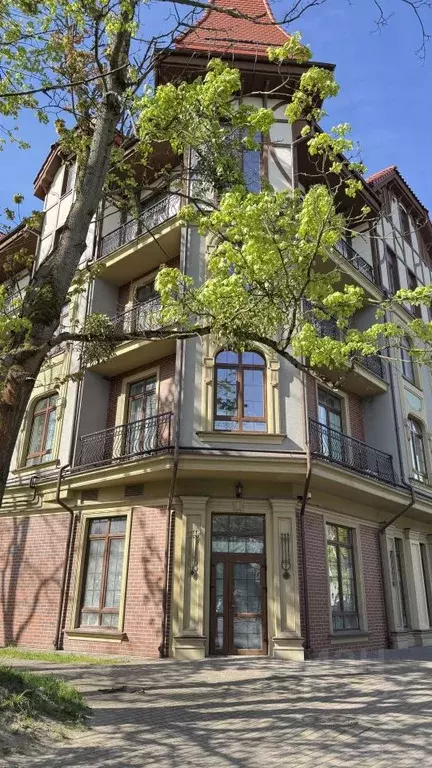 4-к кв. Калининградская область, Калининград просп. Мира, 89 (200.0 м) - Фото 0
