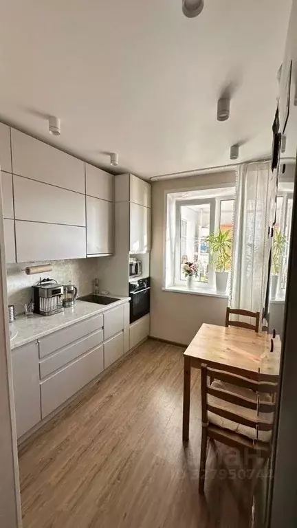 2-к кв. Пермский край, Пермь Уральская ул., 57А (54.0 м) - Фото 1