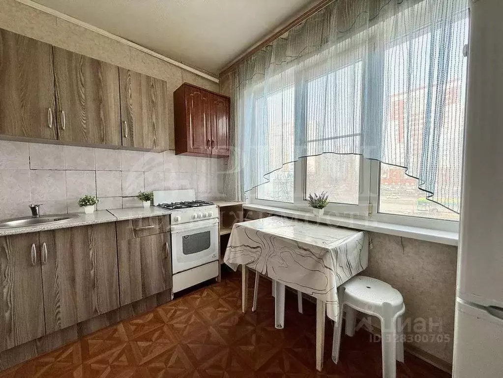 1-к кв. Пензенская область, Пенза просп. Строителей, 50 (35.0 м) - Фото 1
