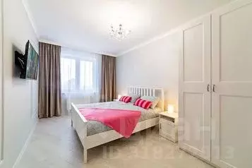 2-к кв. Татарстан, Казань ул. Вишневского, 57А (61.0 м) - Фото 0