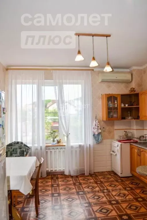 Дом в Краснодарский край, Горячий Ключ ул. Урусова (206 м) - Фото 2