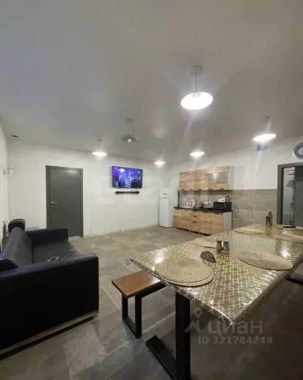 Дом в Ямало-Ненецкий АО, Ноябрьск пос. Самострой, ул. Ясная, 55 (171 ... - Фото 1