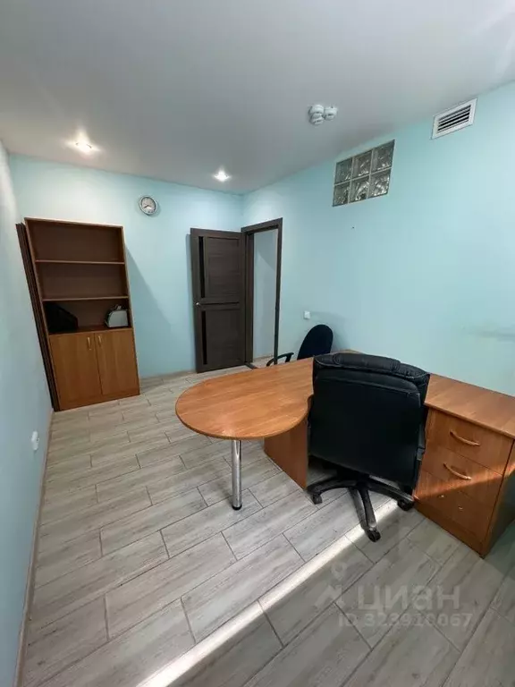 Офис в Омская область, Омск Учебная ул., 20 (24 м) - Фото 2