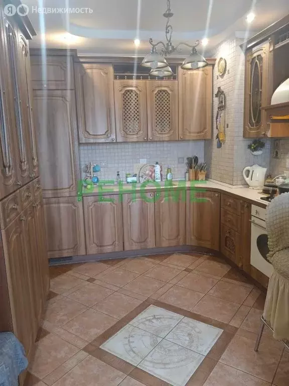 2-комнатная квартира: Энгельс, улица Кондакова, 48Б (69 м) - Фото 1