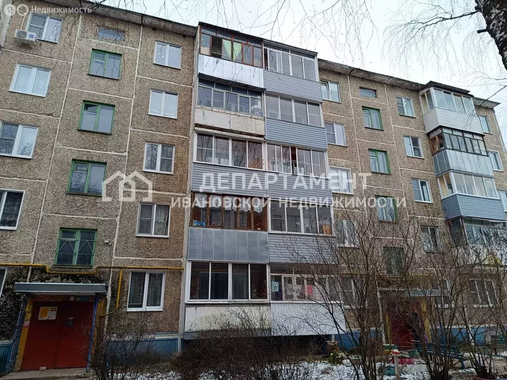 3-комнатная квартира: Иваново, 19-я линия, 14 (50 м) - Фото 0