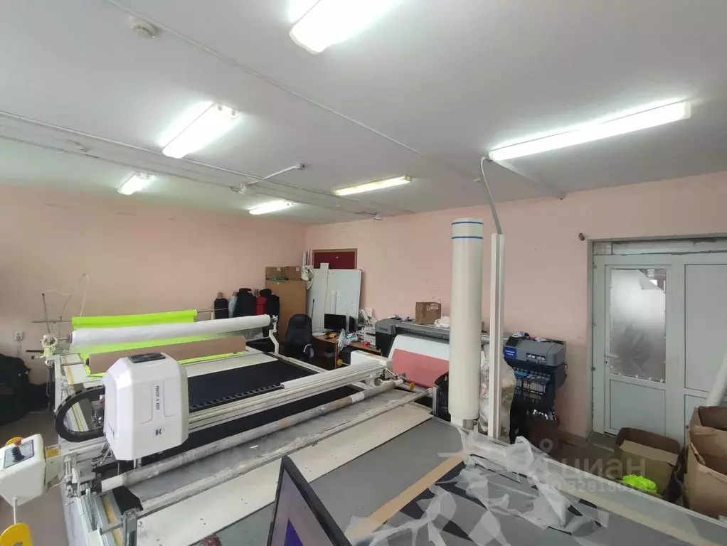 Помещение свободного назначения в Пензенская область, Пенза Окружная ... - Фото 1