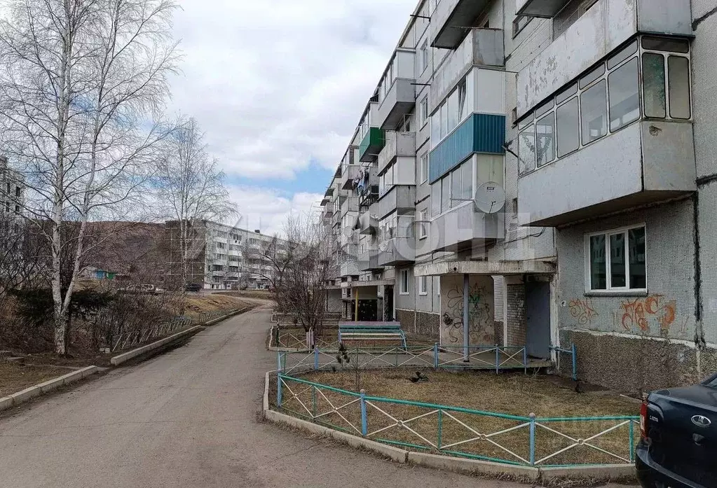 3-к кв. Хакасия, Сорск Усть-Абаканский район, ул. Кирова, 33 (64.5 м) - Фото 1