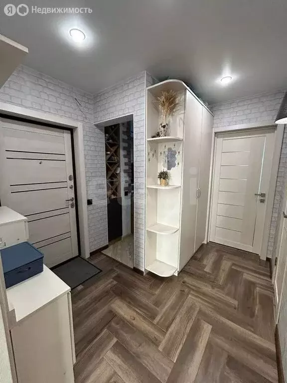 2-комнатная квартира: Калининград, Пригородная улица, 13к1 (53.4 м) - Фото 1