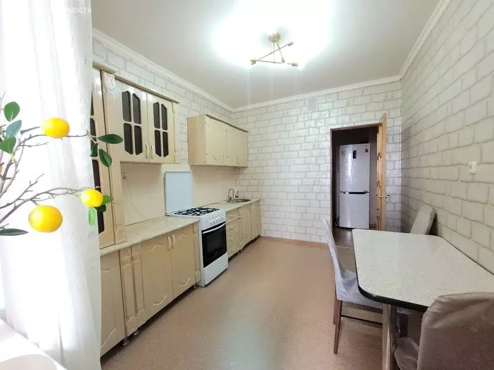 2-комнатная квартира: Нальчик, улица Идарова, 54А (57 м) - Фото 1