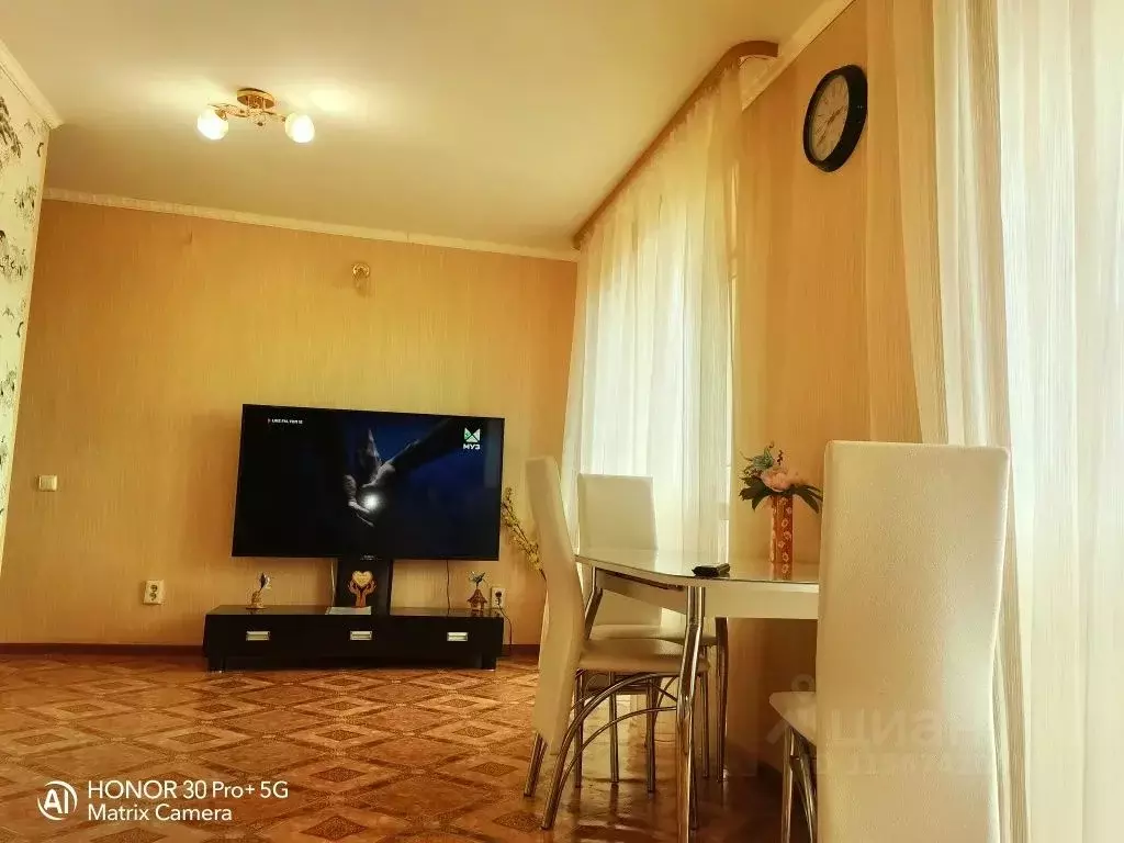 3-к кв. Башкортостан, Учалы ул. Первостроителей, 4 (100.0 м) - Фото 1