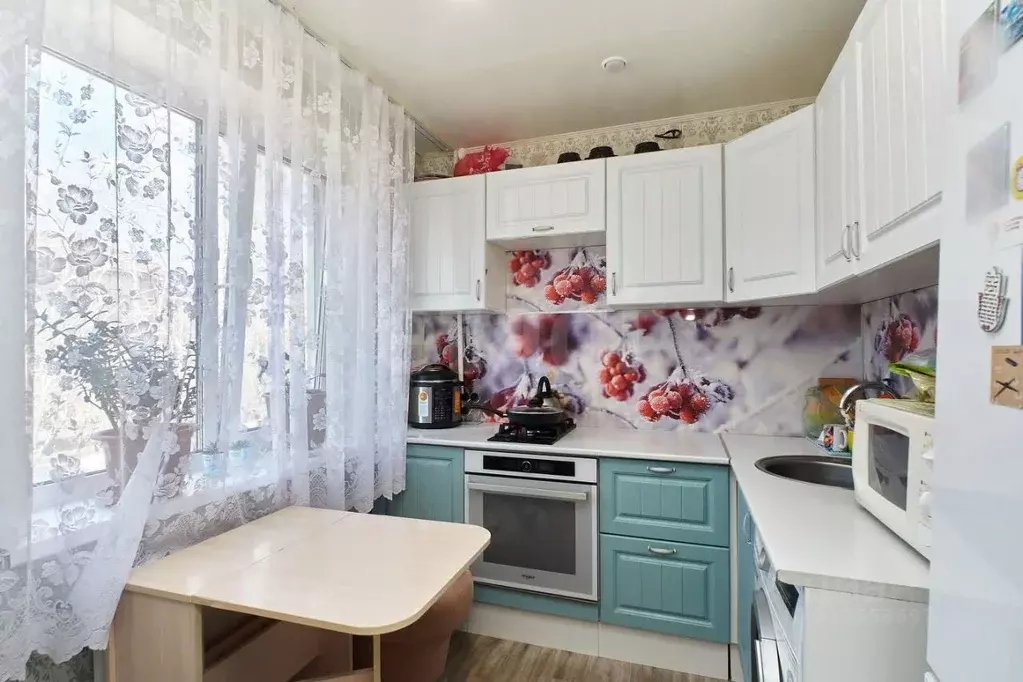 2-к кв. Тюменская область, Тюмень ул. Пермякова, 12 (46.4 м) - Фото 1