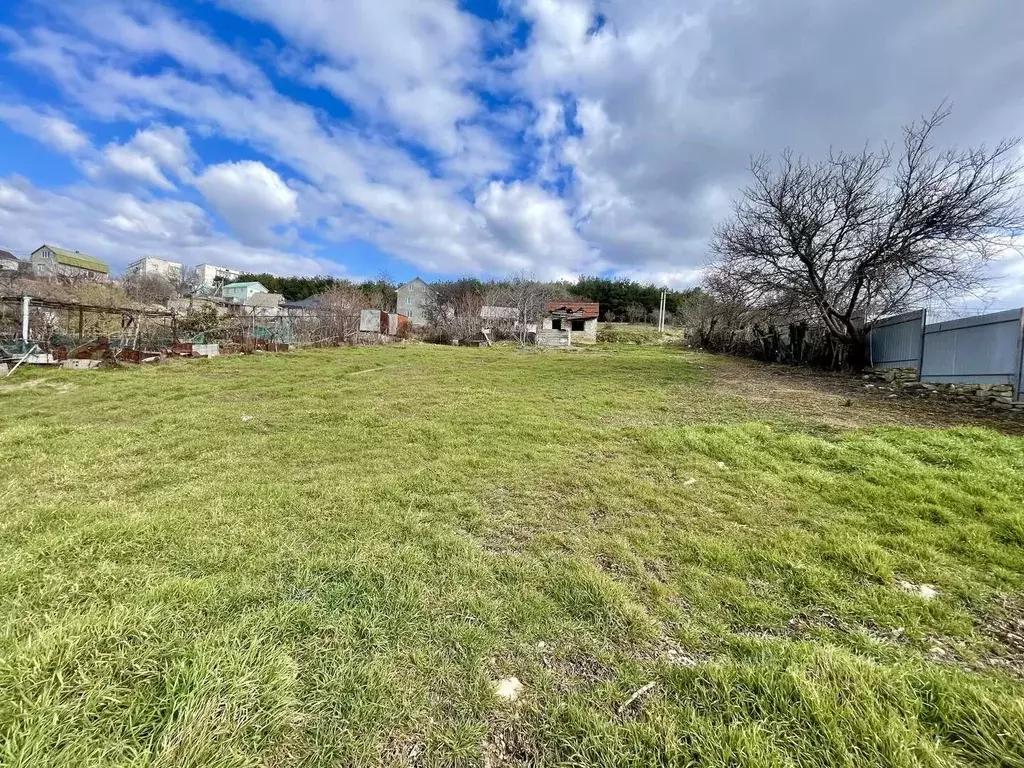 Участок в Севастополь ул. Комбата Гегешидзе, 76 (9.0 сот.) - Фото 1