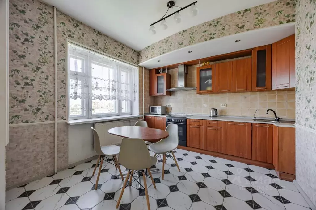3-к кв. Санкт-Петербург ул. Ткачей, 68к2 (69.0 м) - Фото 1