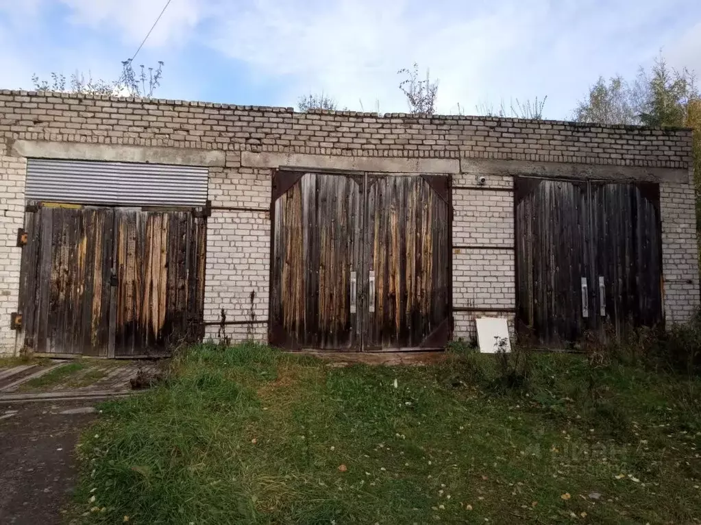 Гараж в Карелия, Лоухи пгт ул. Юрия Жаровина, 30 (91 м) - Фото 1