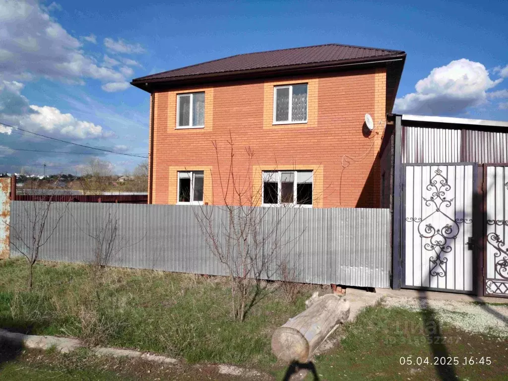 Дом в Саратовская область, Энгельс муниципальное образование, с. ... - Фото 2