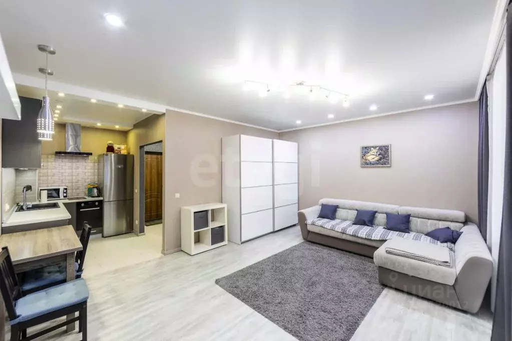 1-к кв. Тюменская область, Тюмень ул. Тимофея Чаркова, 79к2 (32.3 м) - Фото 1