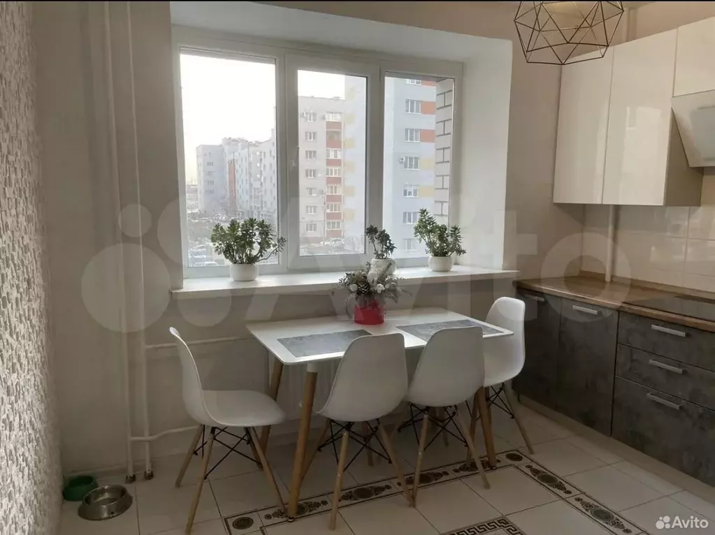 2-к. квартира, 74 м, 3/6 эт. - Фото 0