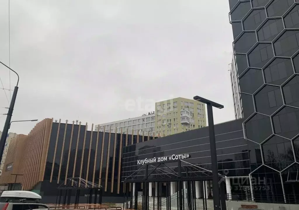 2-к кв. Башкортостан, Уфа ул. Октябрьской Революции, 13/1 (72.8 м) - Фото 0