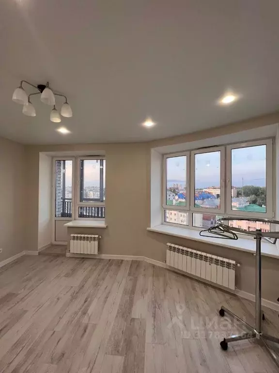 3-к кв. Чувашия, Чебоксары ул. Калинина, 93 (89.0 м) - Фото 0