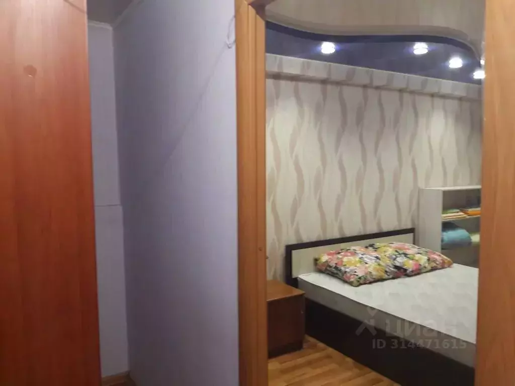 1-к кв. Кировская область, Киров ул. Азина, 15 (34.0 м) - Фото 1