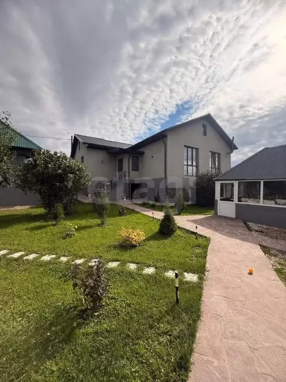 Дом в Башкортостан, Нуримановский район, Красногорский сельсовет, д. ... - Фото 1