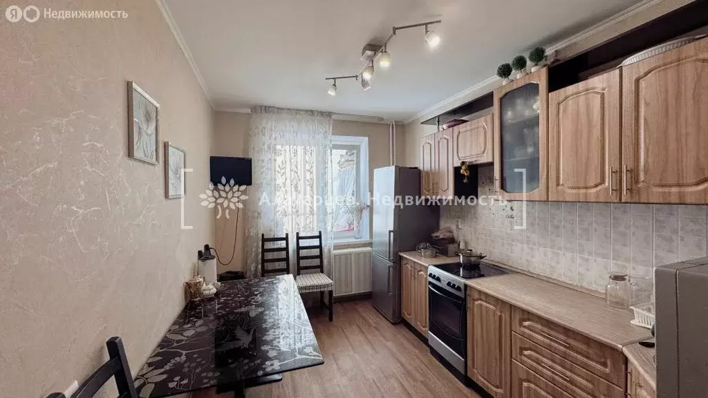 3-комнатная квартира: Томск, 2-я Рабочая улица, 15 (77.1 м) - Фото 0