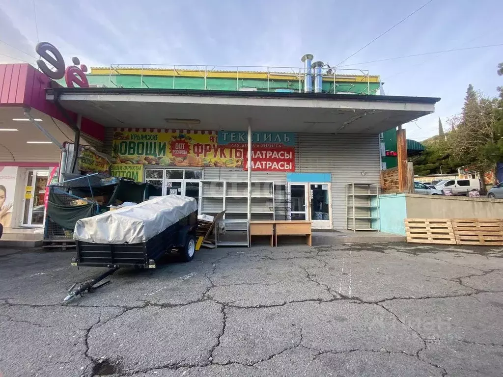 Торговая площадь в Крым, Ялта ш. Южнобережное, 42 (74 м) - Фото 1