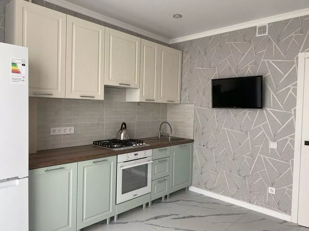 1-к кв. Крым, Симферопольский район, Молодежное пгт ул. Парковая (36.0 ... - Фото 1