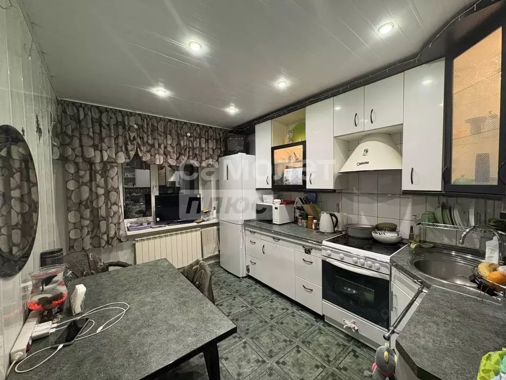 4-к кв. Курская область, Курск просп. Хрущева, 1 (86.3 м) - Фото 1