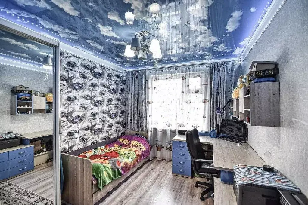 3-к кв. Сахалинская область, Южно-Сахалинск Крайняя ул., 35 (57.0 м) - Фото 1