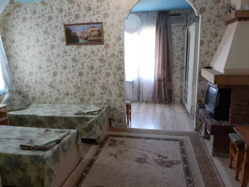 Комната 28 м, 2/2 эт. - Фото 1